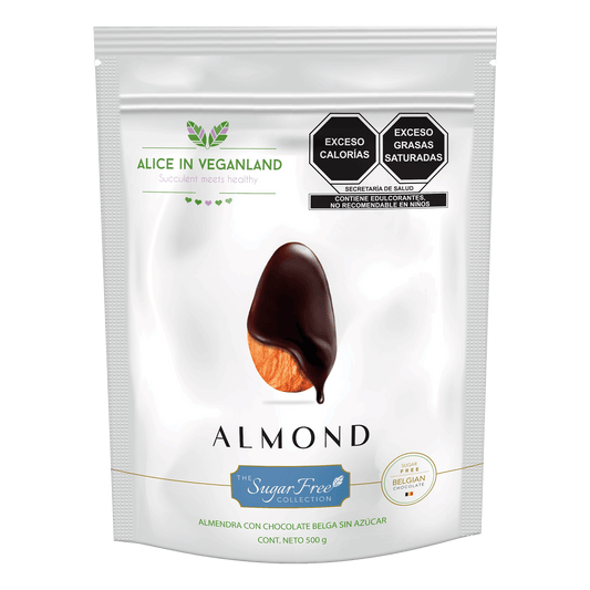 Almendra con chocolate sin azúcar. Bolsa resellable con 500 gramos.
