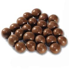 Avellanas con chocolate de leche. Bolsa con 500 gramos.