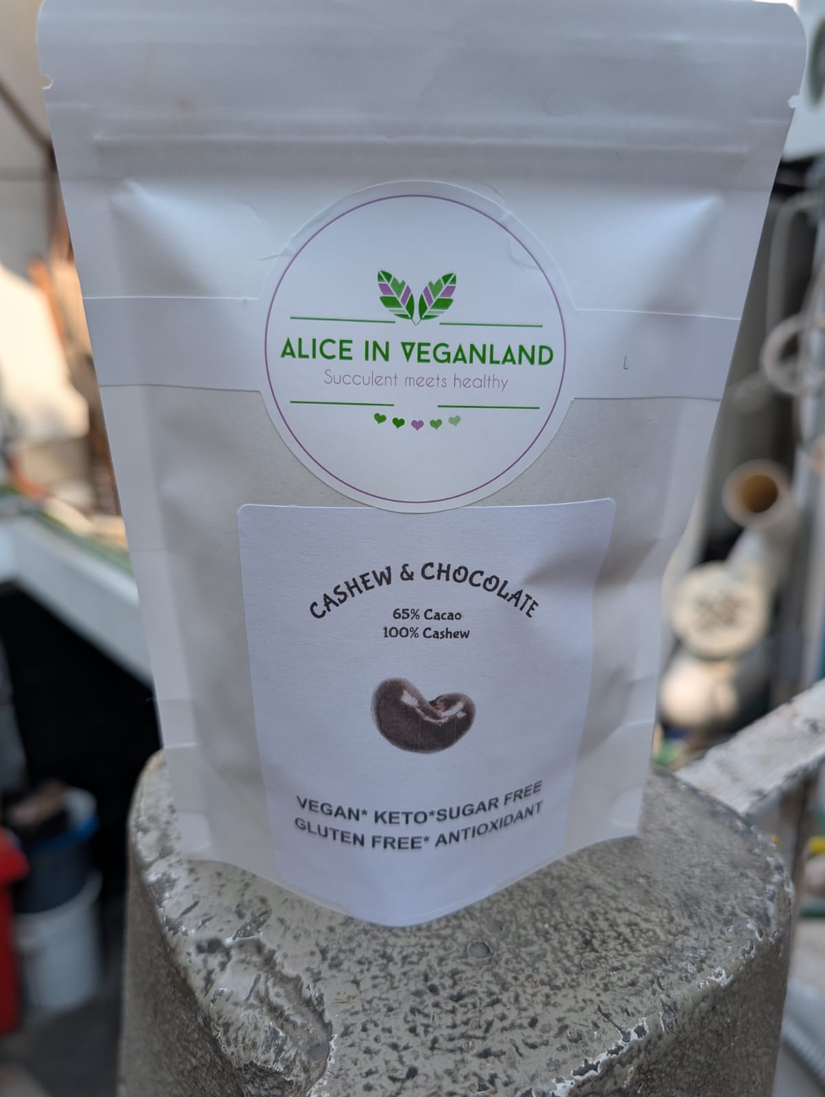 VEGAN Nuez de la India cubierta de chocolate sin azúcar